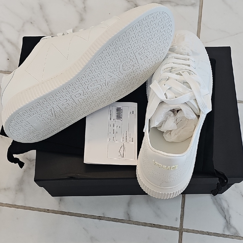 Versace Black Box - Picture 7 of 11